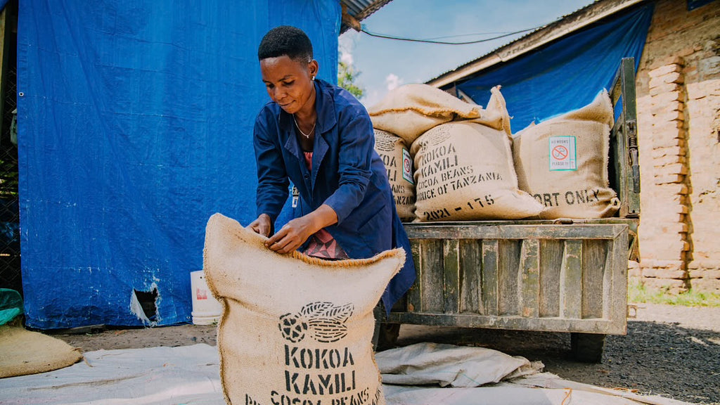 Ciocolată de specialitate 72% - origine Tanzania Kakao Kamili ORGANIC (lotul femeilor)